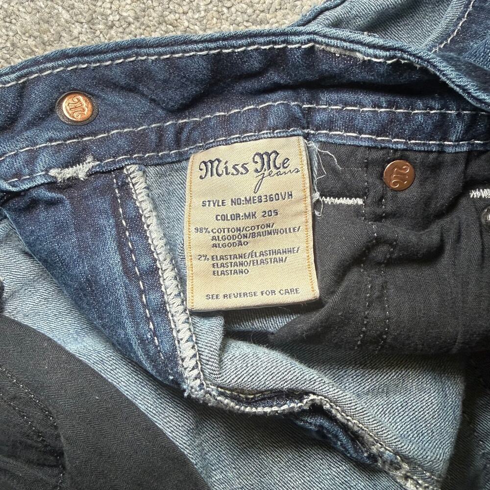 Miss Me Y2K Embroidered Curvy Shorts Women Size 29 Denim Blue Casual - Picture 4 of 7